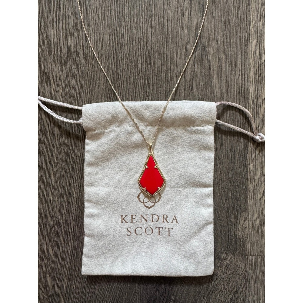 Kendra Scott Alex Pendant Necklace Red Glass Gold Tone Adjustable NWOT